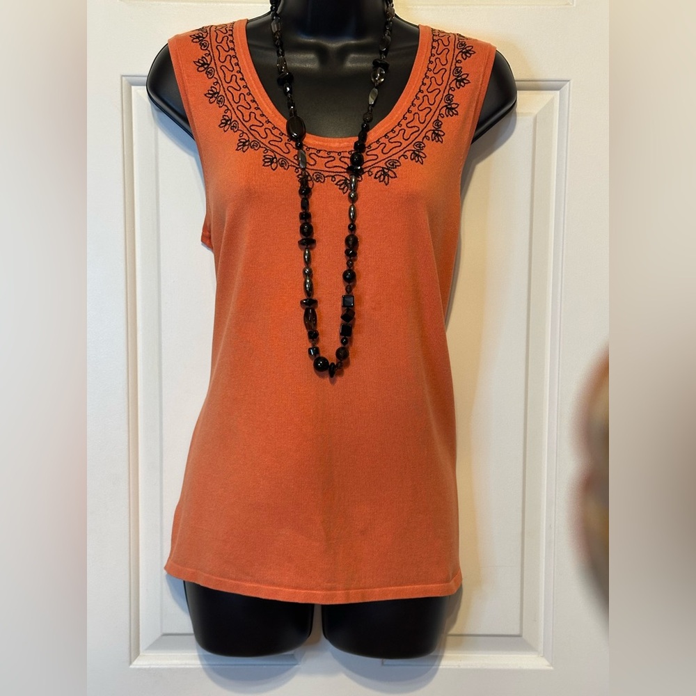 💙ST28-Embroidered Orange Tank Top 100% Silk w/black embroidery design.